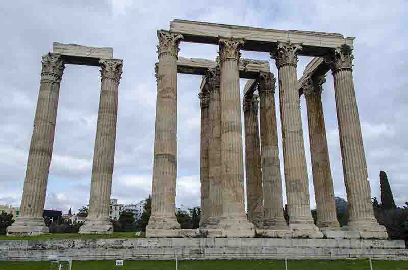 118 - Grecia - Atenas - templo de Zeus Olimpico